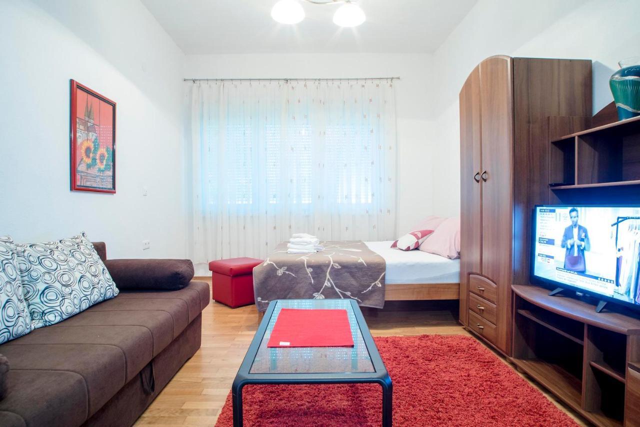 Apartments Vesna Szluin Kültér fotó