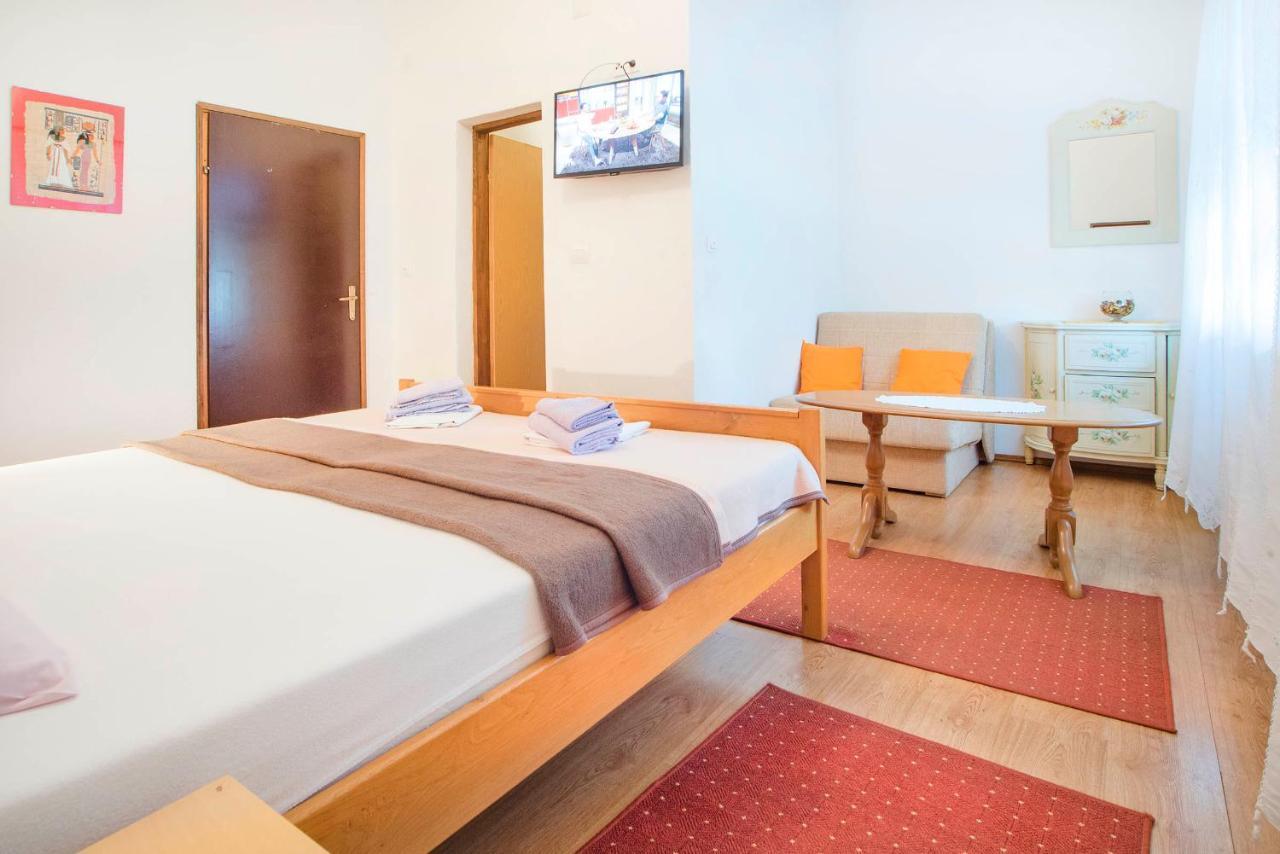 Apartments Vesna Szluin Kültér fotó