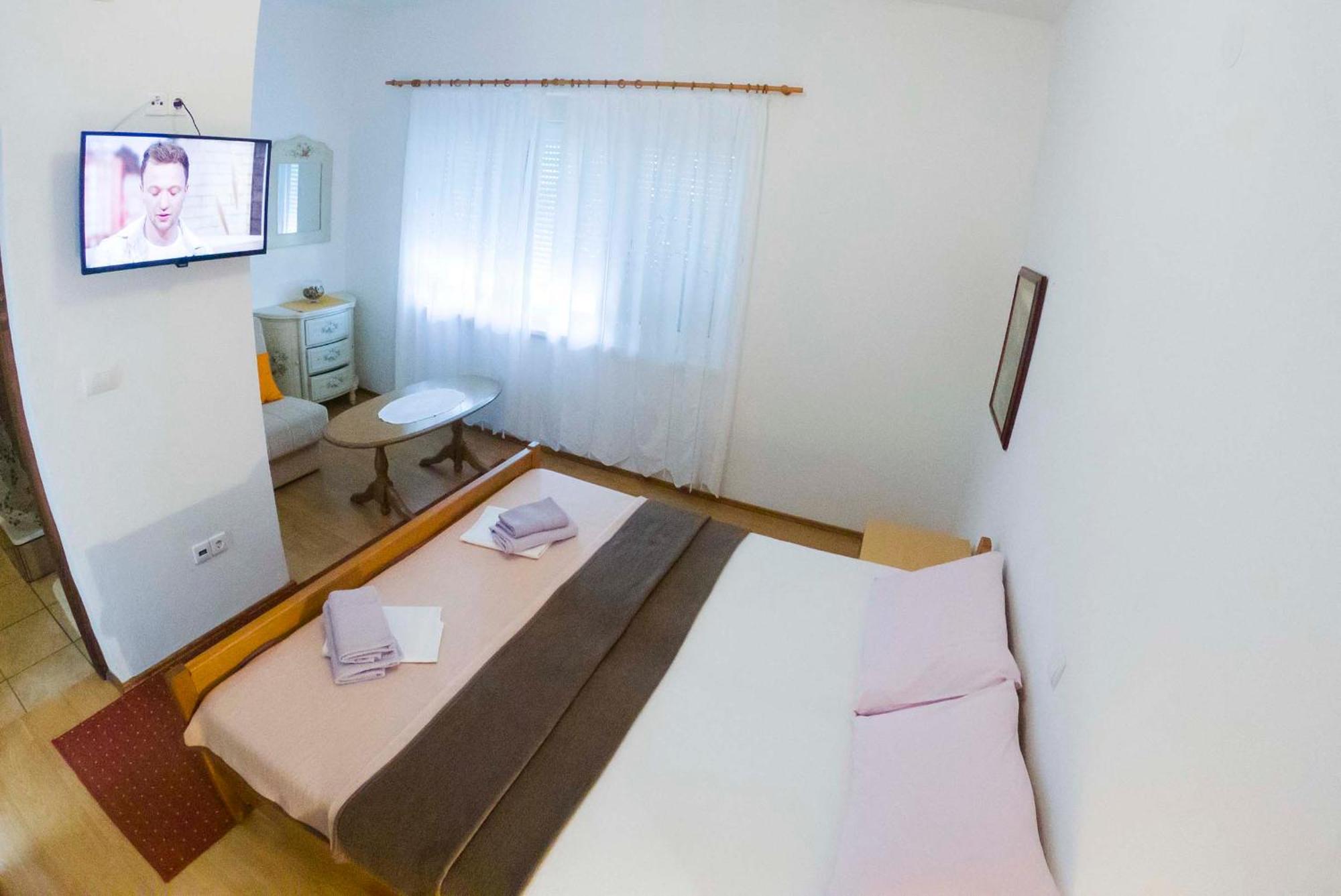 Apartments Vesna Szluin Szoba fotó
